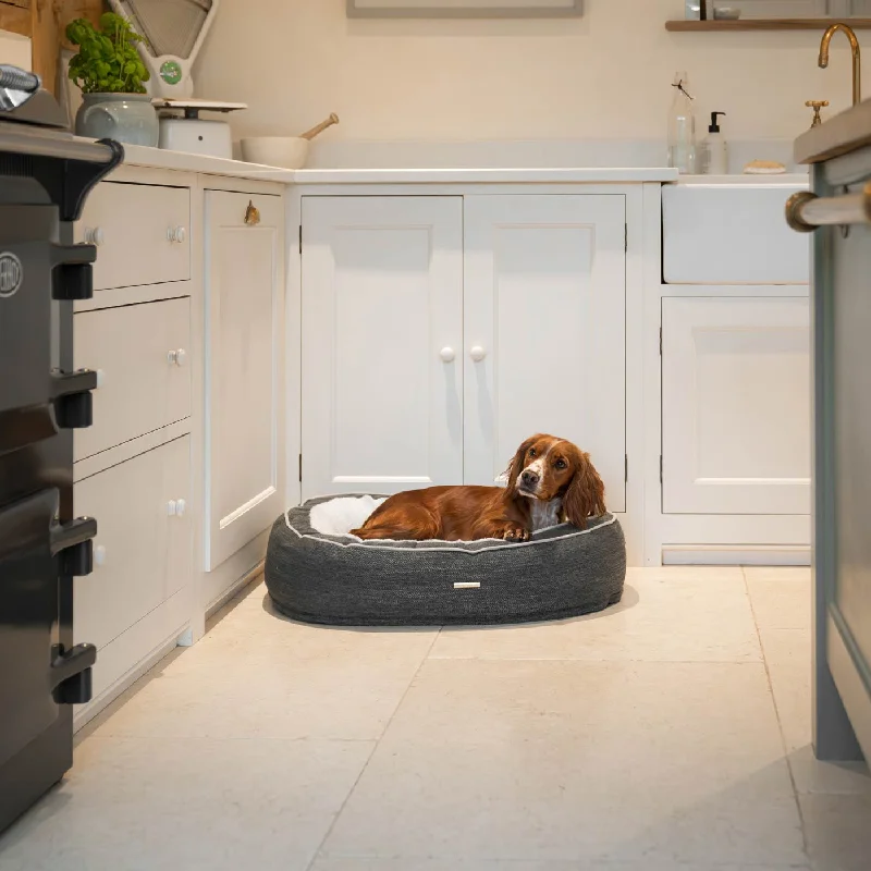 The Nest Round Dog Bed by Lords & Labradors